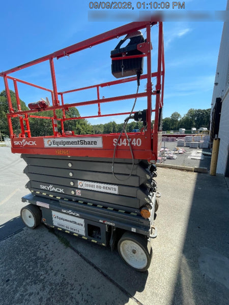 2023 SKYJACK SJ4740