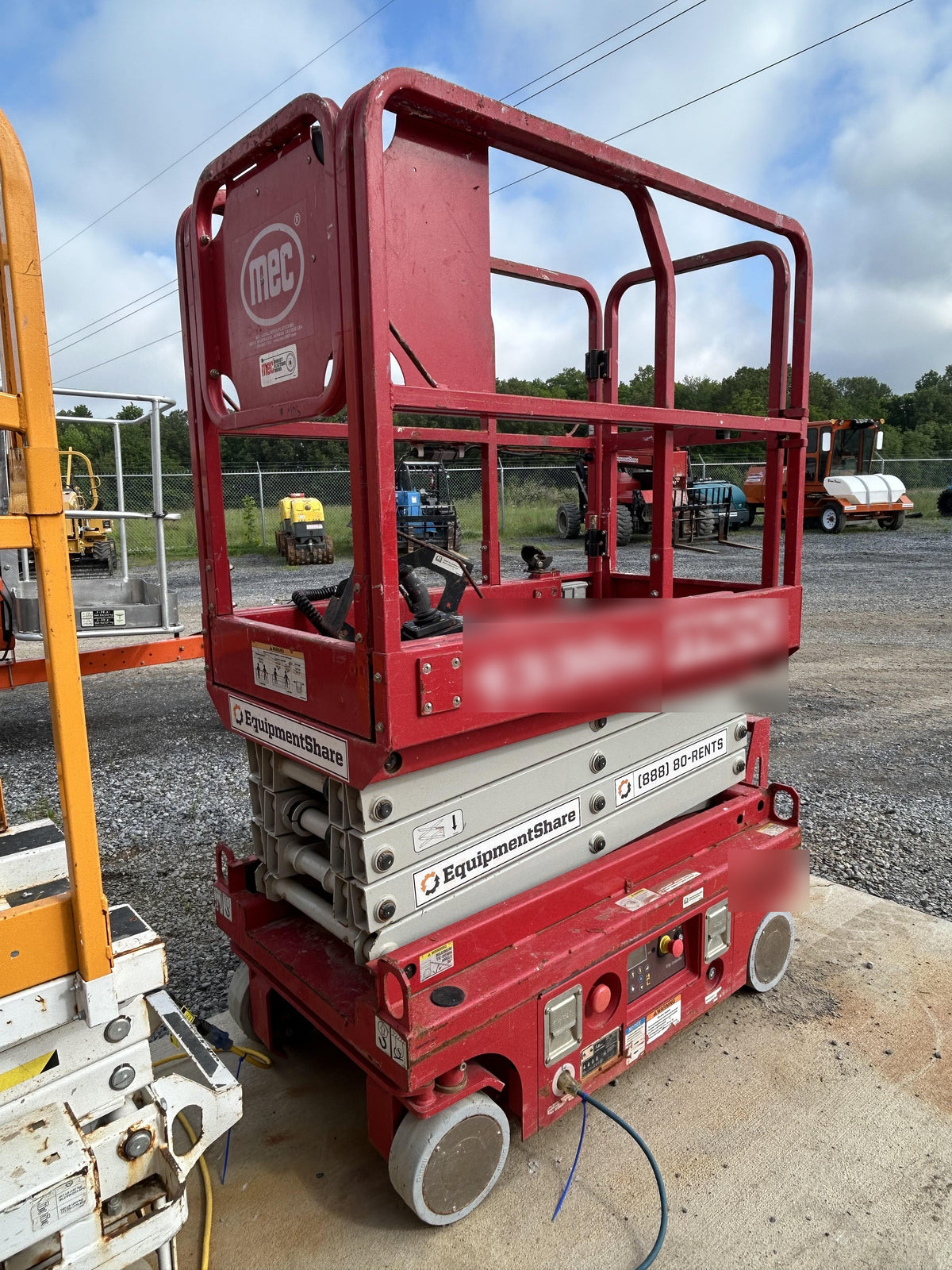 2019 MEC 1330SE Motion Alarm, Beacon, Includes MachineLink keypad and telematics device