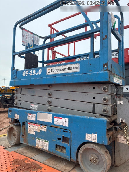 2020 Genie GS-1930 Solid Non Marking Tires, Beacon, Folding rails with half height swing gate