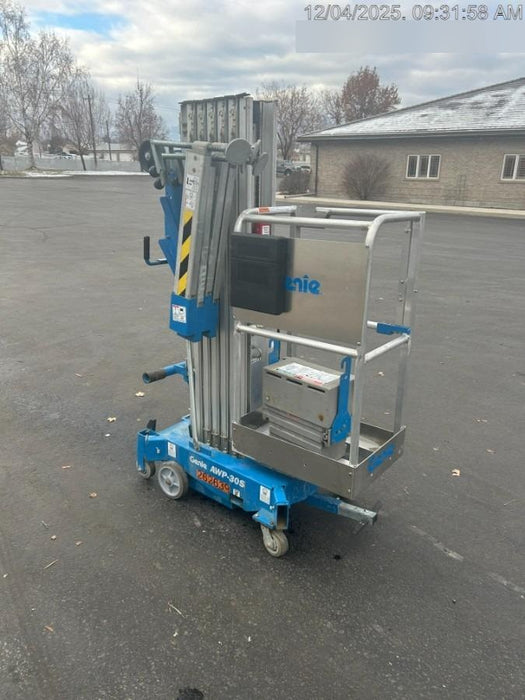 2022 GENIE AWP-30S DC