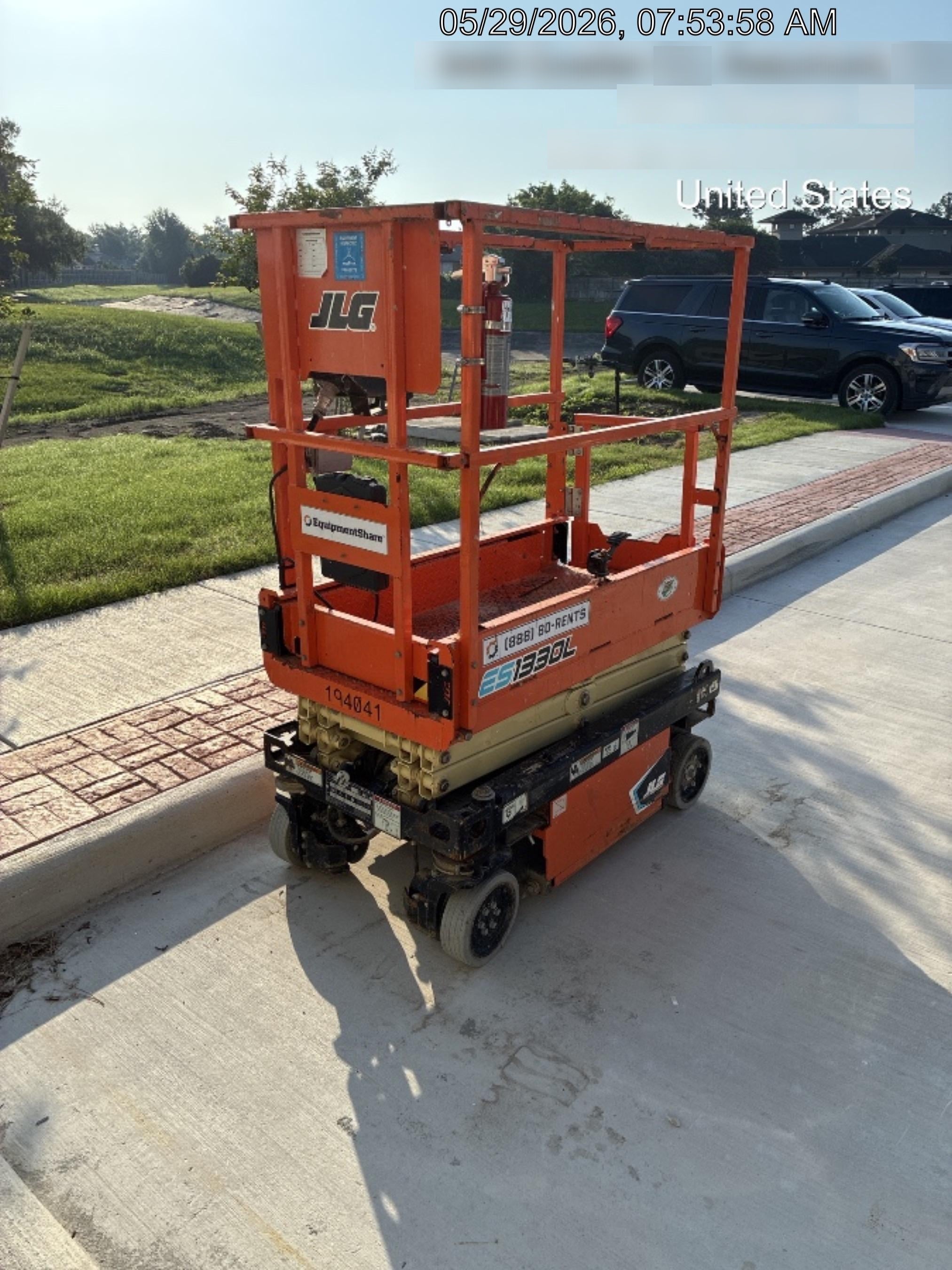 2021 JLG ES1330L