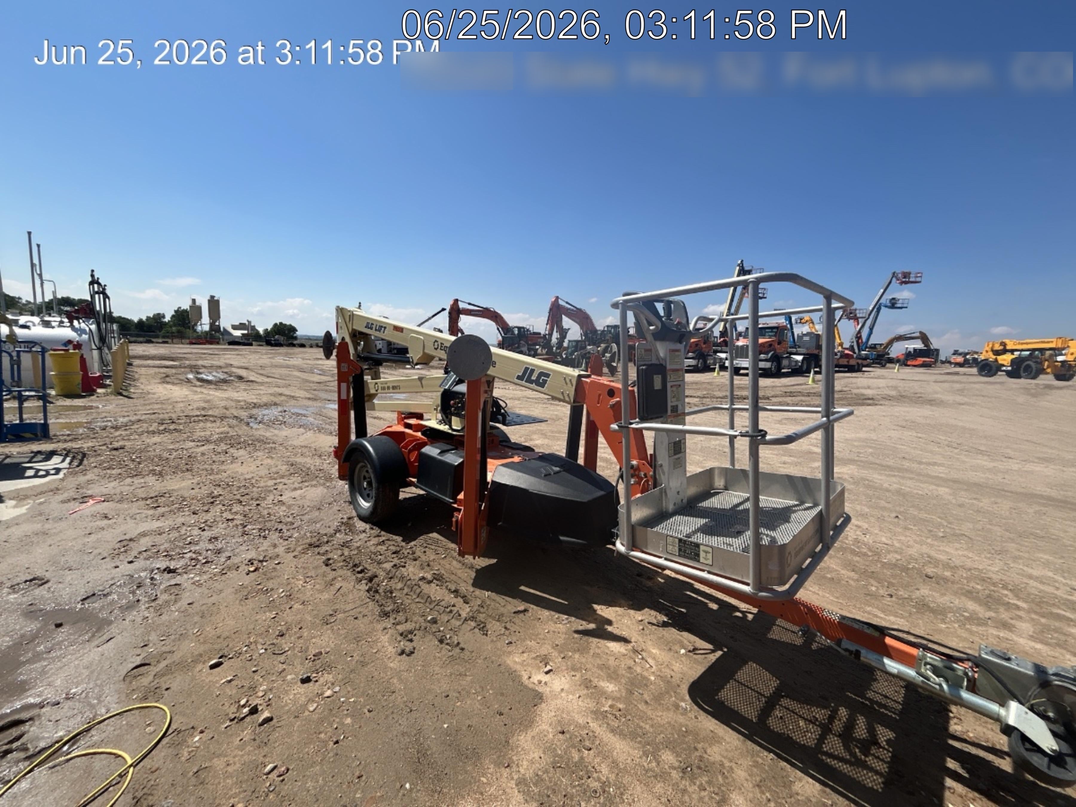 2023 JLG T350