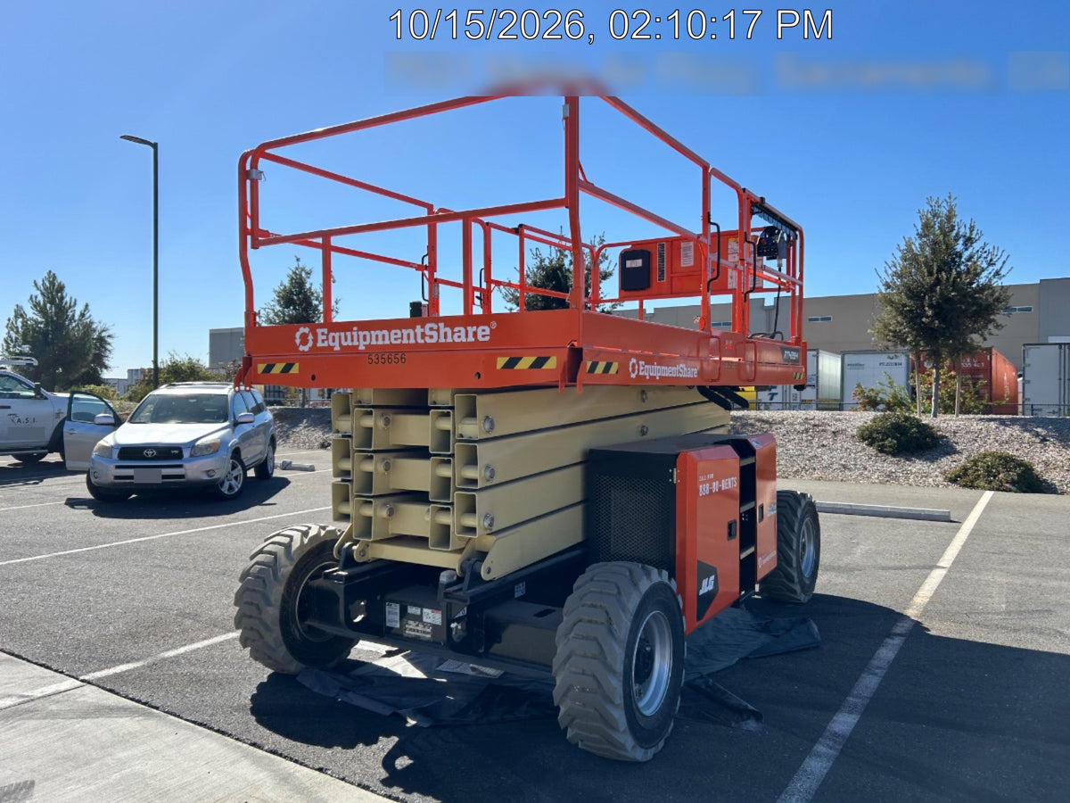 2025 JLG RT4394