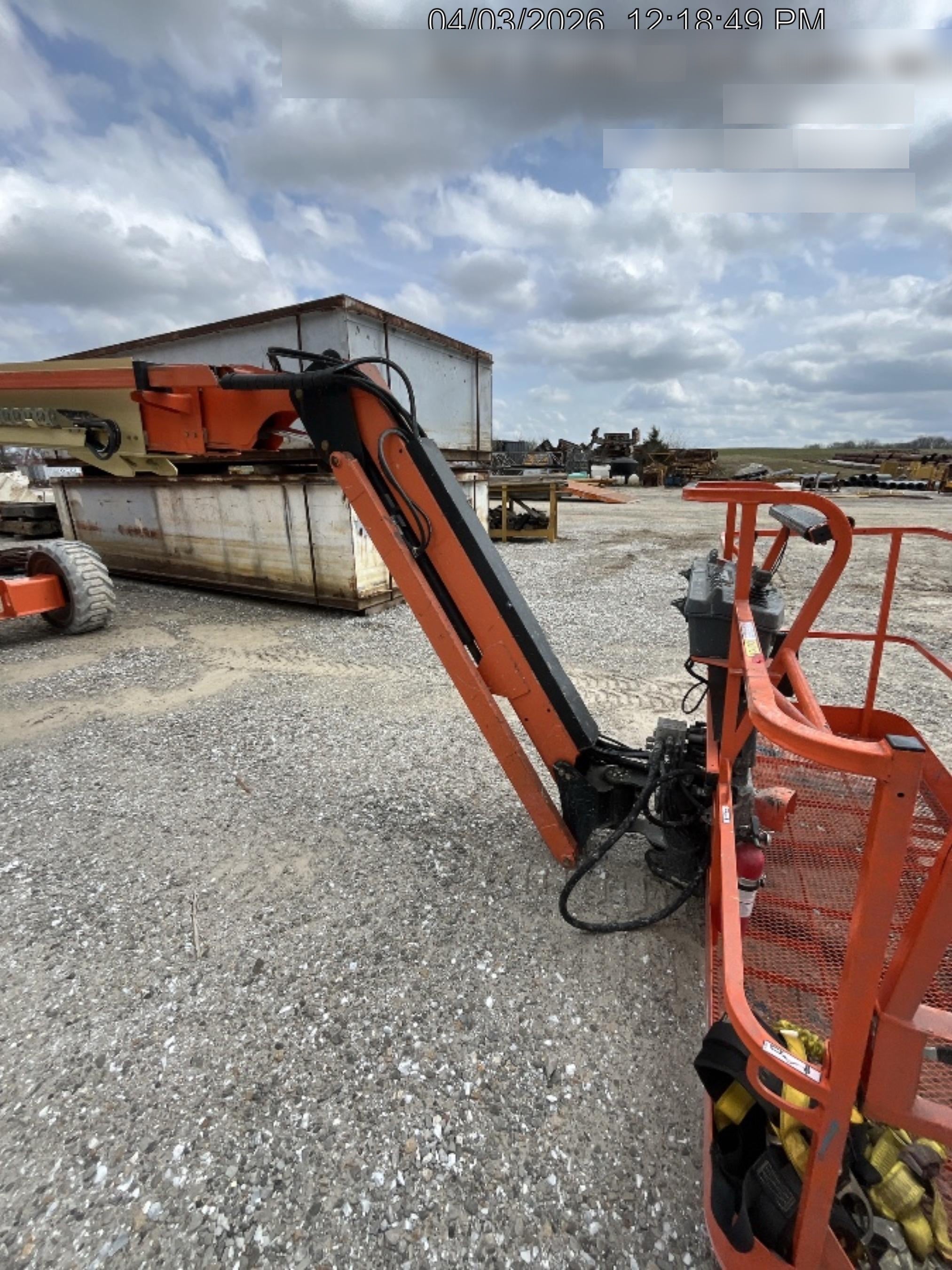 2019 JLG 660SJ