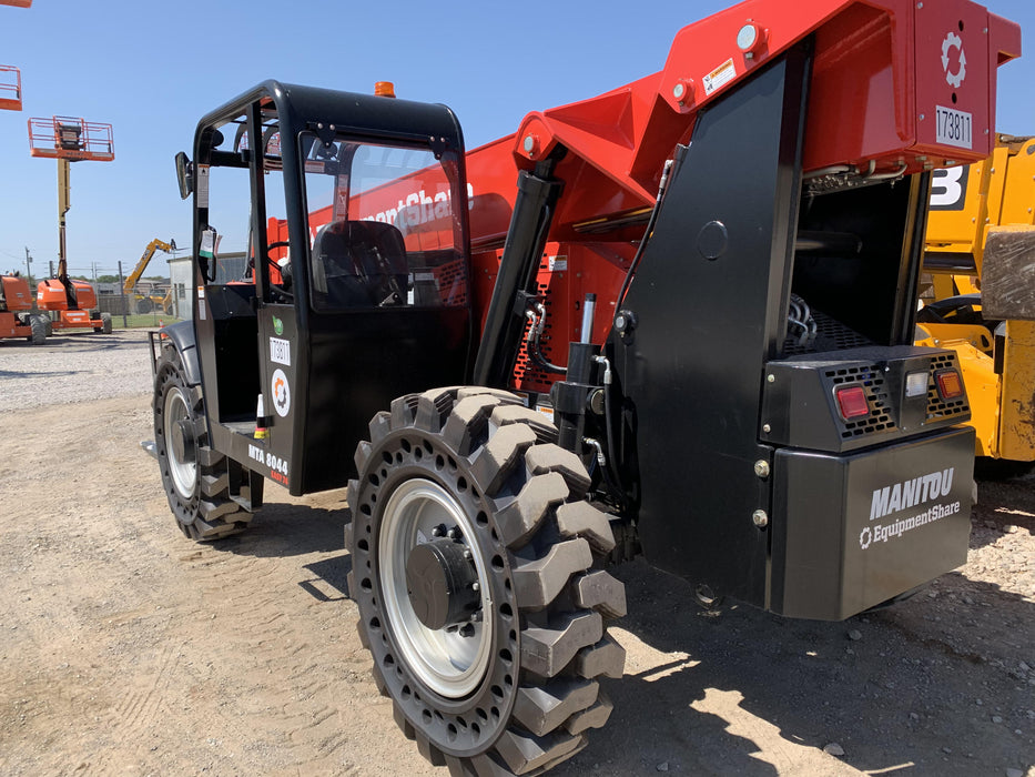 2021 MANITOU MTA8044