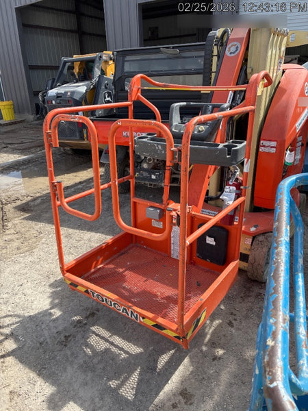 2022 JLG 26E