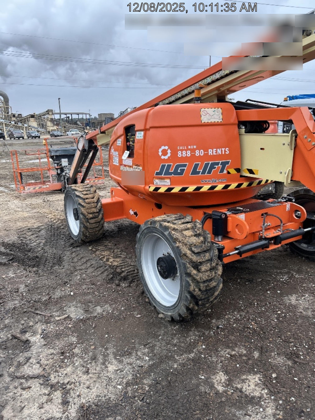 2022 JLG 600AJ