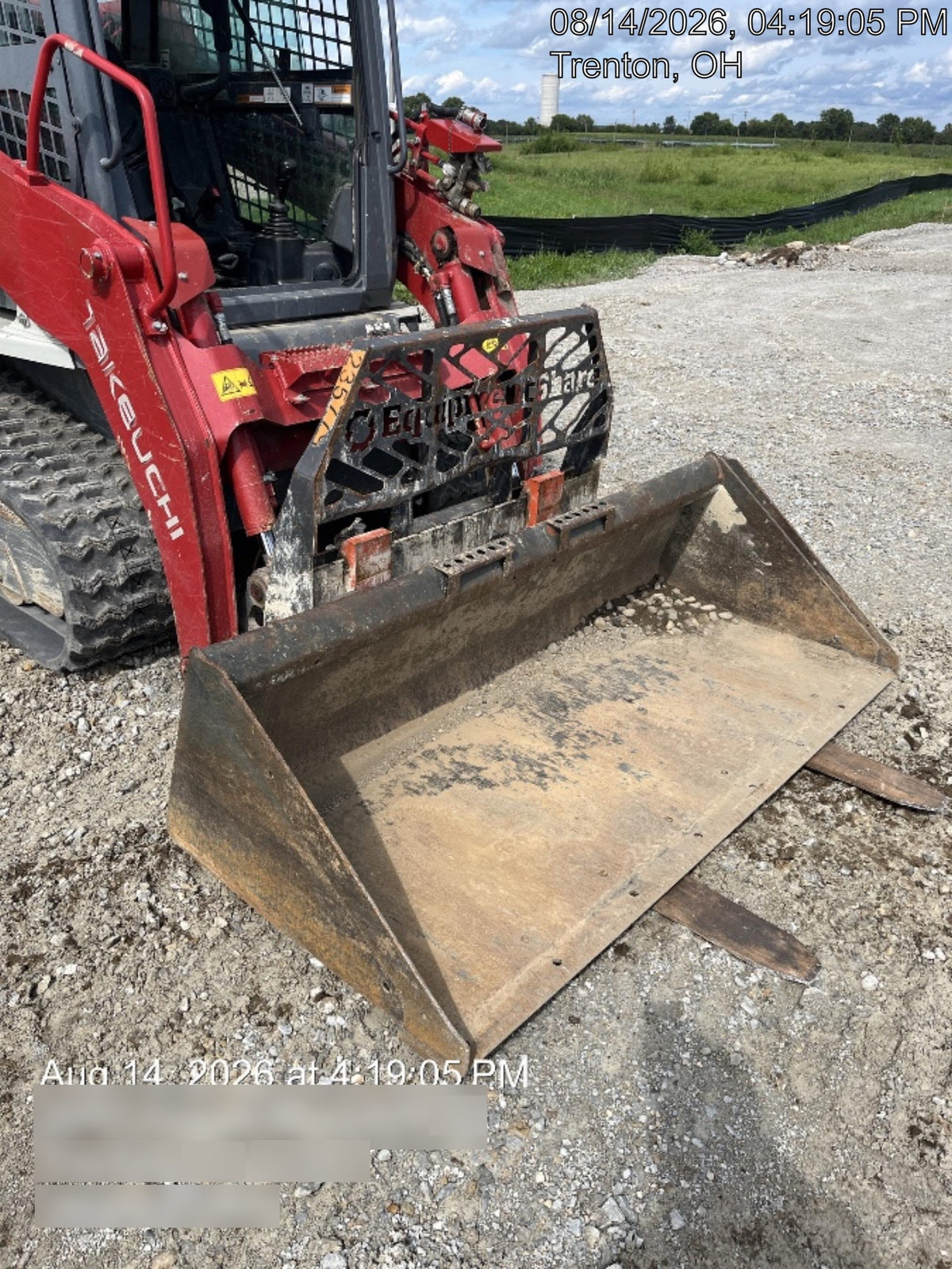 2023 TAKEUCHI TL10V2-CR