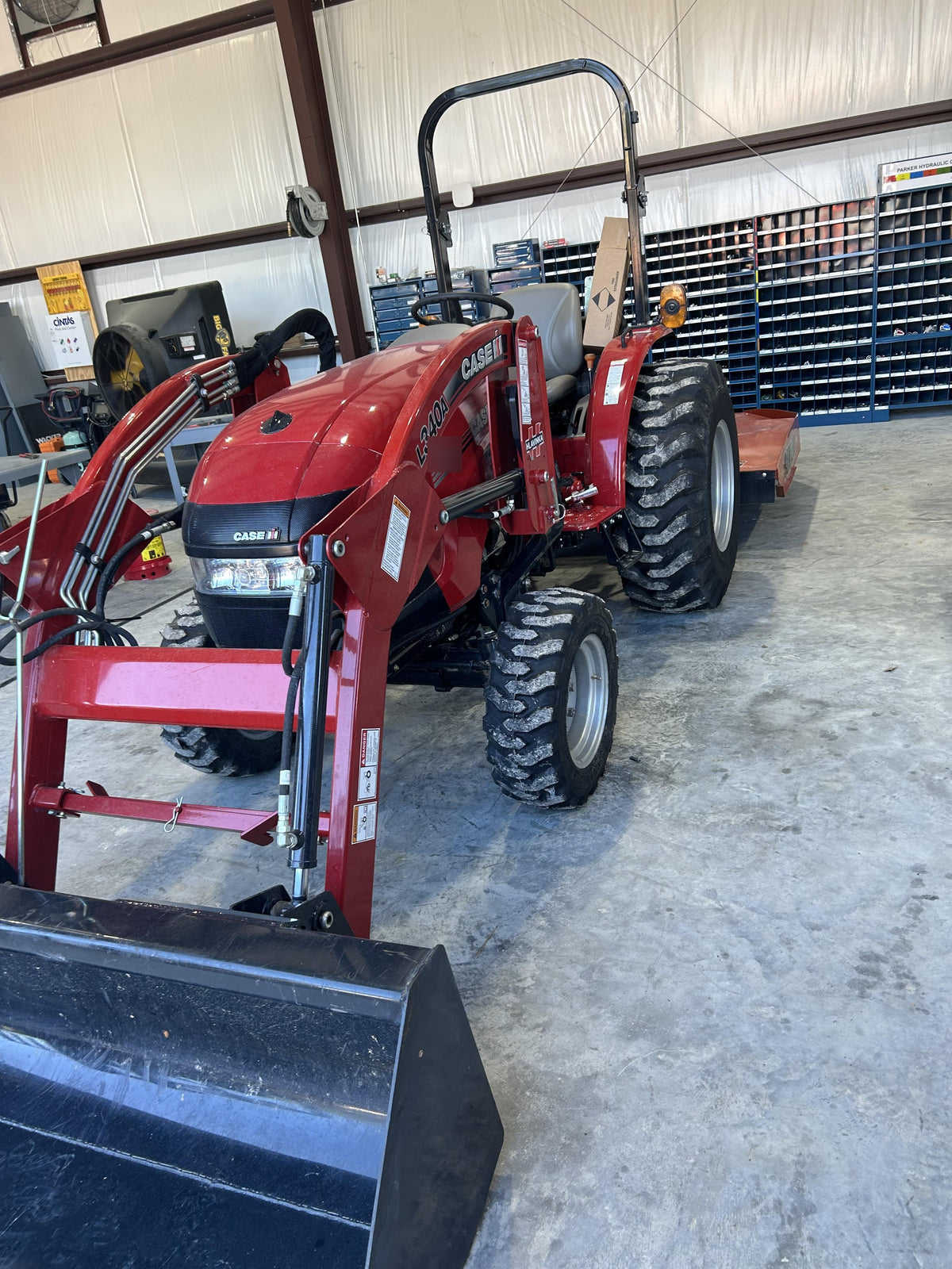 2025 CASE Case Farmall 40A2