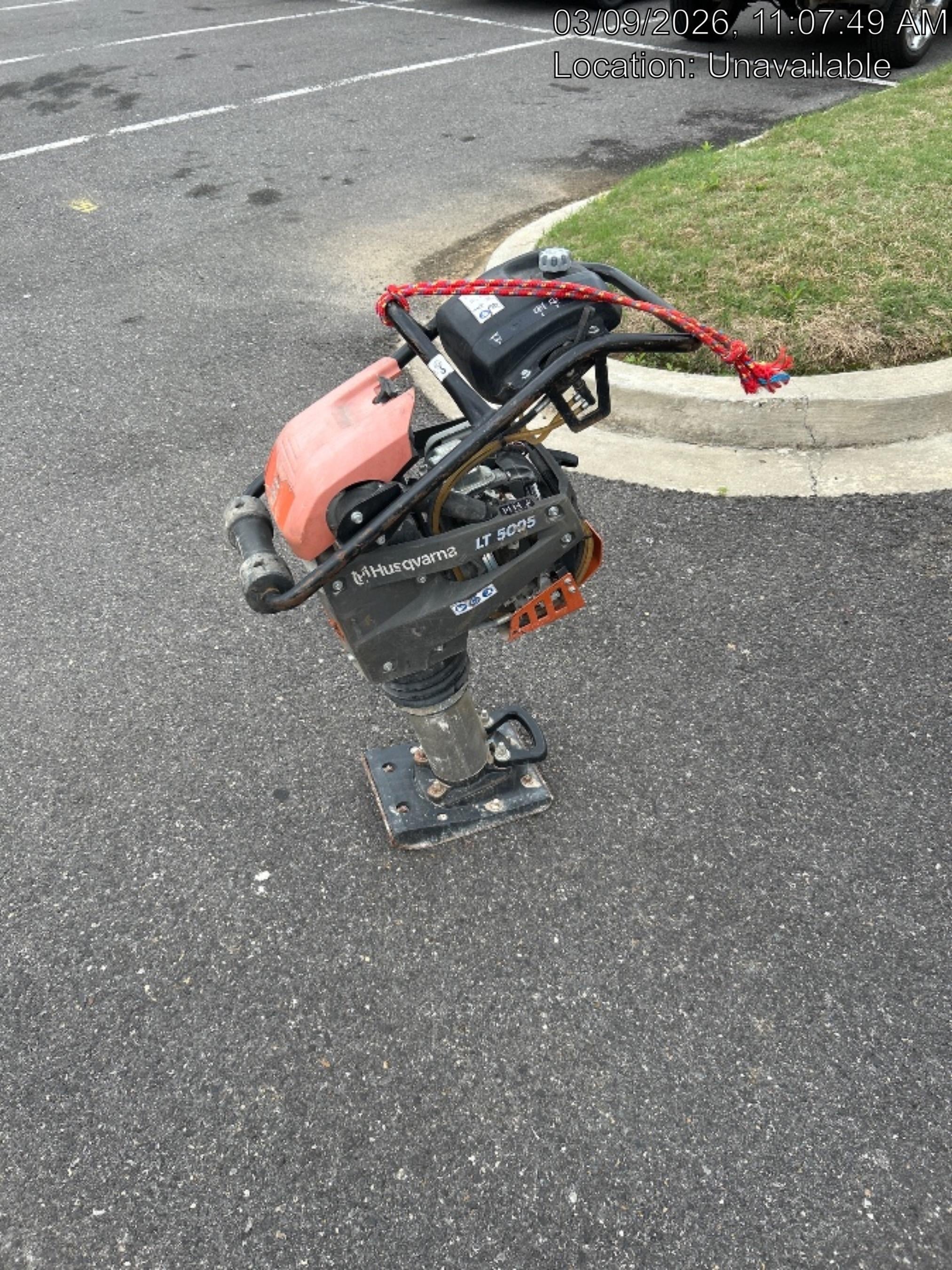 2024 HUSQVARNA LT5005