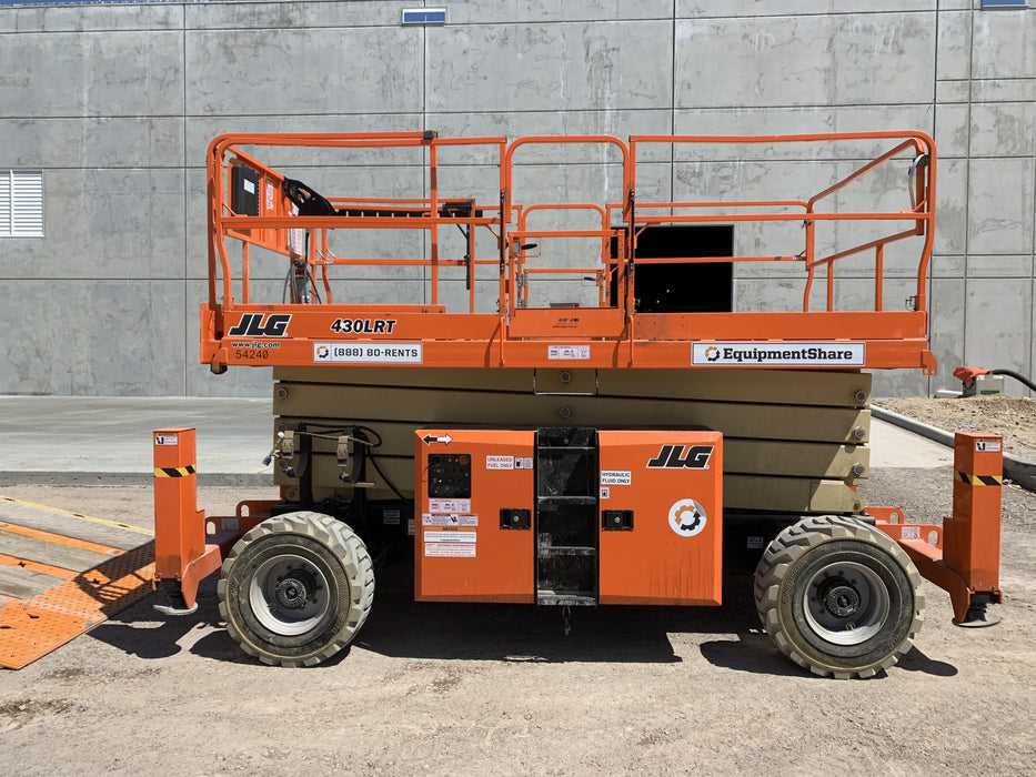 2020 JLG 430LRT