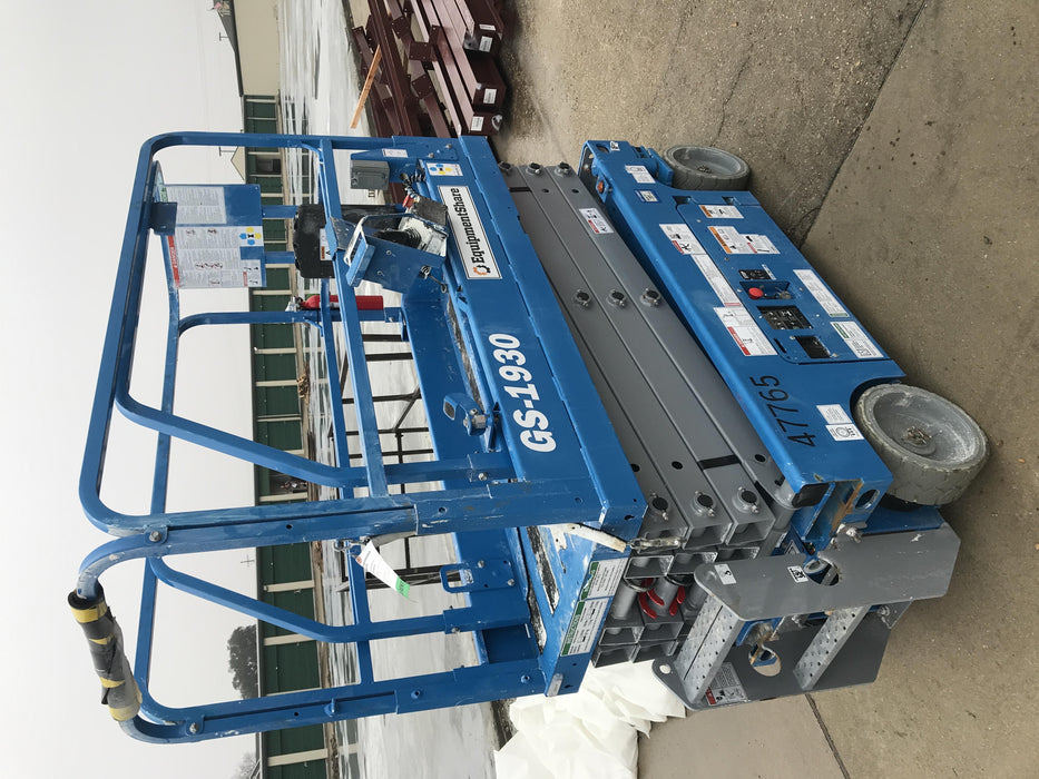 2019 Genie GS-1930 Fixed Rails with Chain Entry