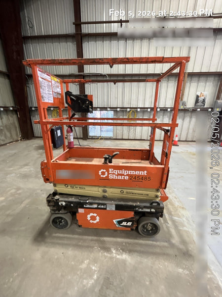 2022 JLG ES1330L