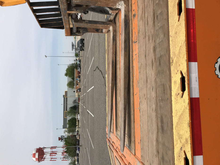 2019 JCB 512-56 Canopy, 109 HP, Solid Tires, STD Worklight, Beacon, Aux Hydraulics, Lifting Eye, Back up Alarm w/66" Carriage/60" Forks