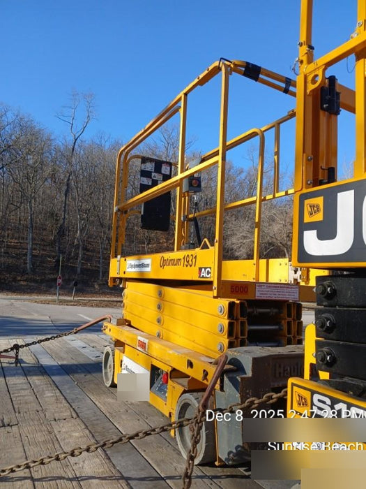 2017 Haulotte Optimum 1931E Haulotte 19' Scissor Lift