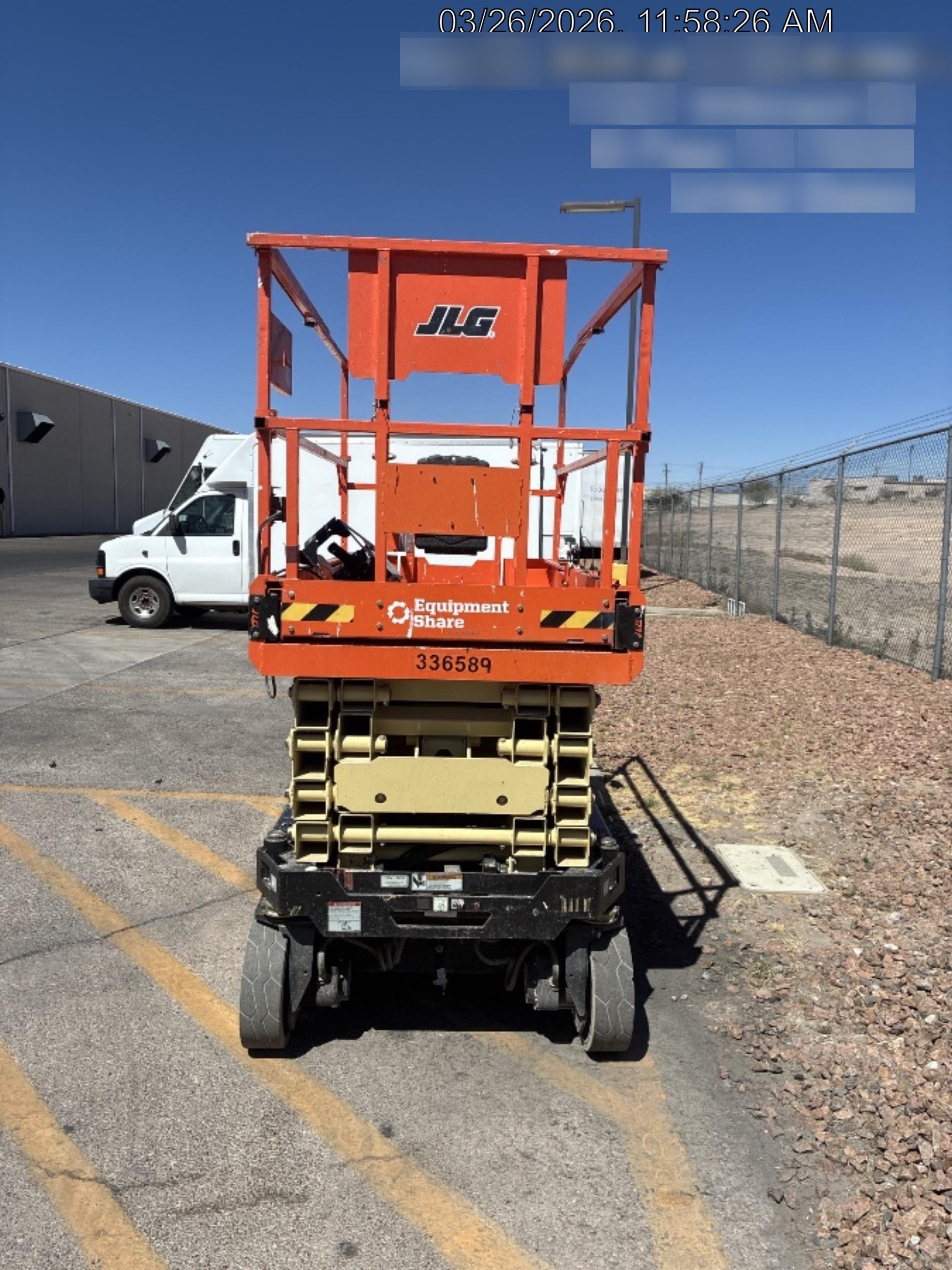 2023 JLG ES3246