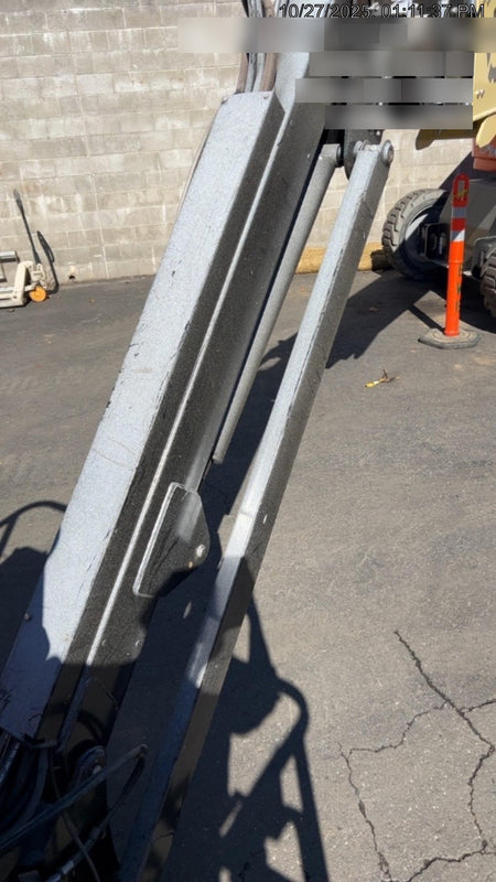 2025 JLG 660SJ