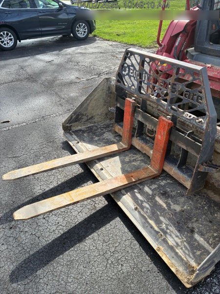 2022 PALADIN 48" Pallet Forks - Paladin