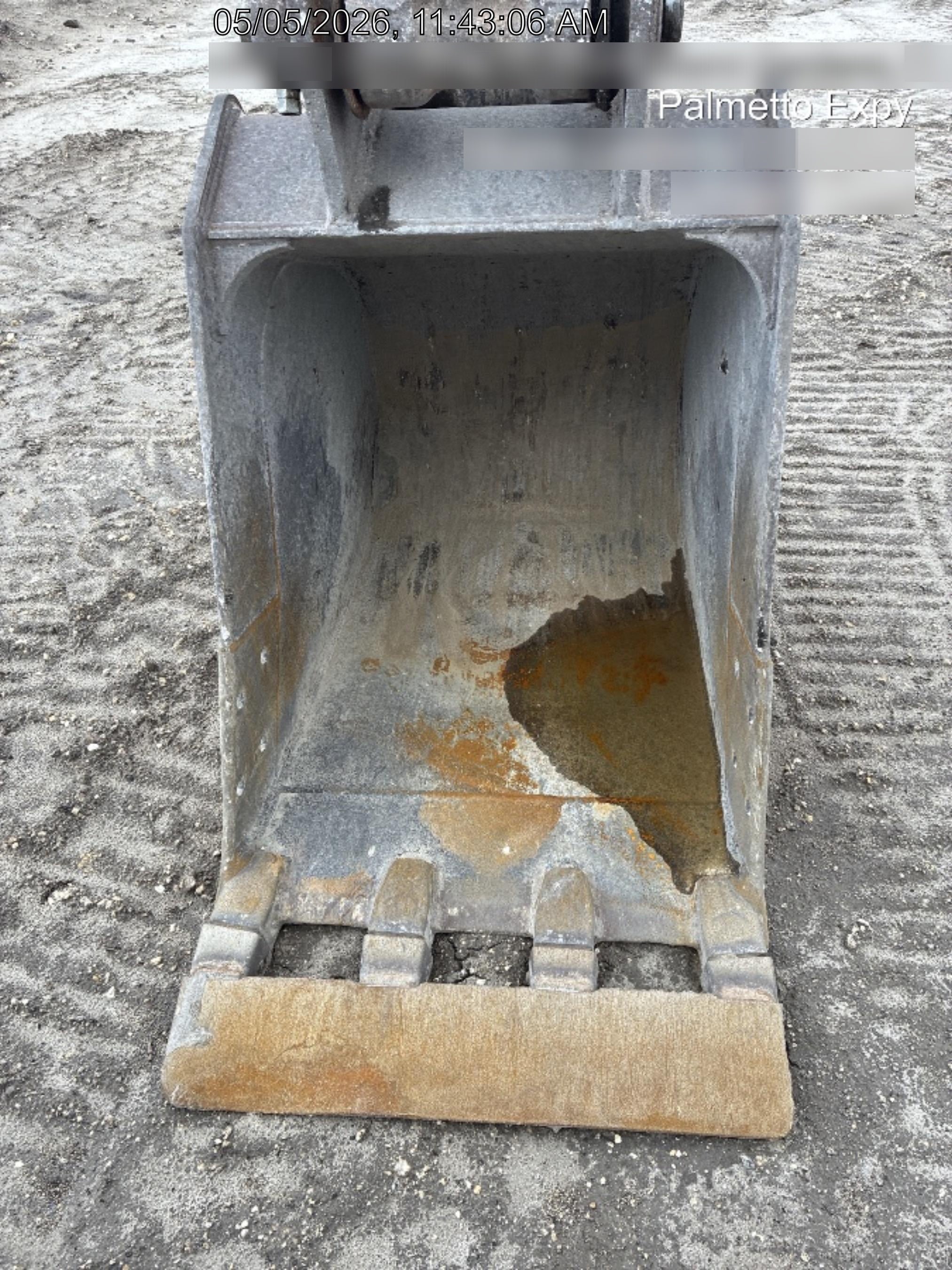 2020 FLECO 36" Bucket - Fleco