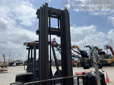 2019 CASE 588H