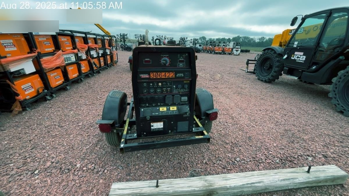 2023 Lincoln Electric LE400 Kubota V1505, Trlr, Cable Rack, Light Kit, ES Decals, T3