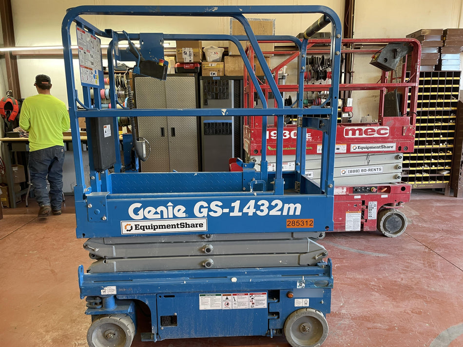 2022 GENIE GS-1432