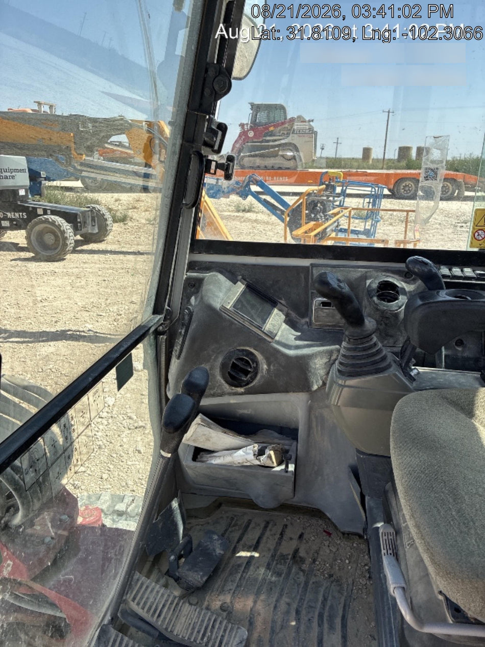 2023 TAKEUCHI TB235-2CR