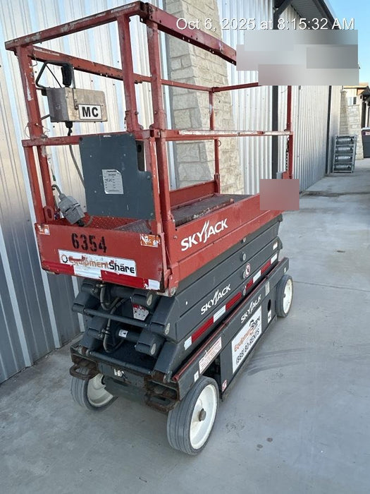 2017 Skyjack SJIII-3226 Skyjack SJ3226, Trojan Battery Set, Extended Warranty 5yr/5k hr