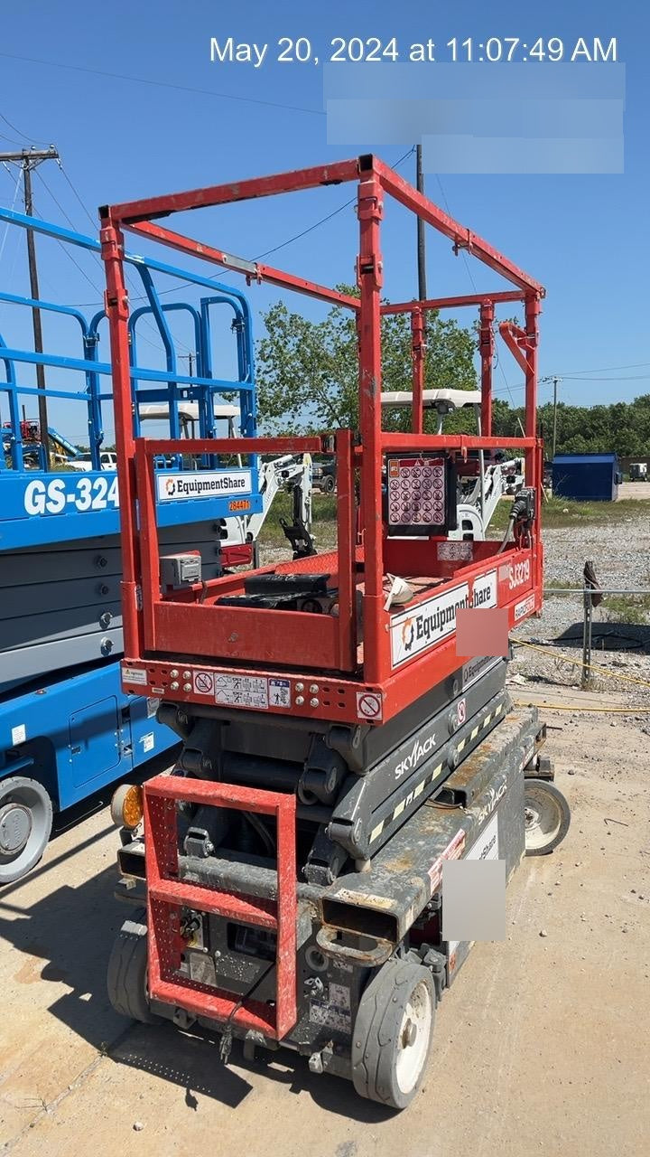 2021 SKYJACK SJ3219