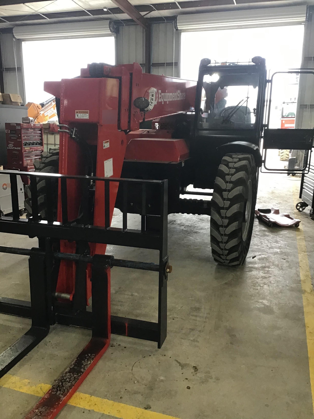 2020 Manitou MTA8044 74hp T4F, Cab/Heat/Air, Cab and Boom LED work lights, Auxiliary Hydraulics, Solid Tires, Amber strobe, Lift Hook w/66" Carriage, 60" Forks