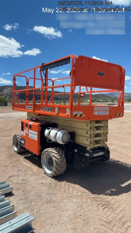 2022 JLG RT4069