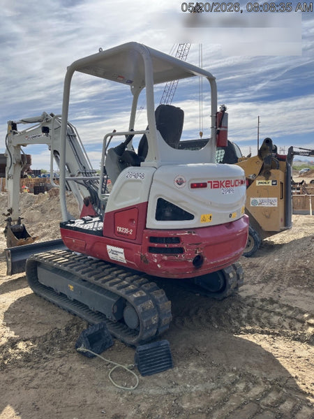 2022 TAKEUCHI TB235-2R
