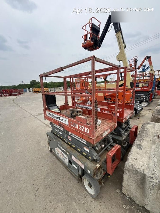 2017 Skyjack SJIII-3219 Skyjack SJ3219 w/Trojan Battery Set, Extended Warranty 5yr/5k hr