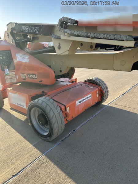 2019 JLG E450AJ