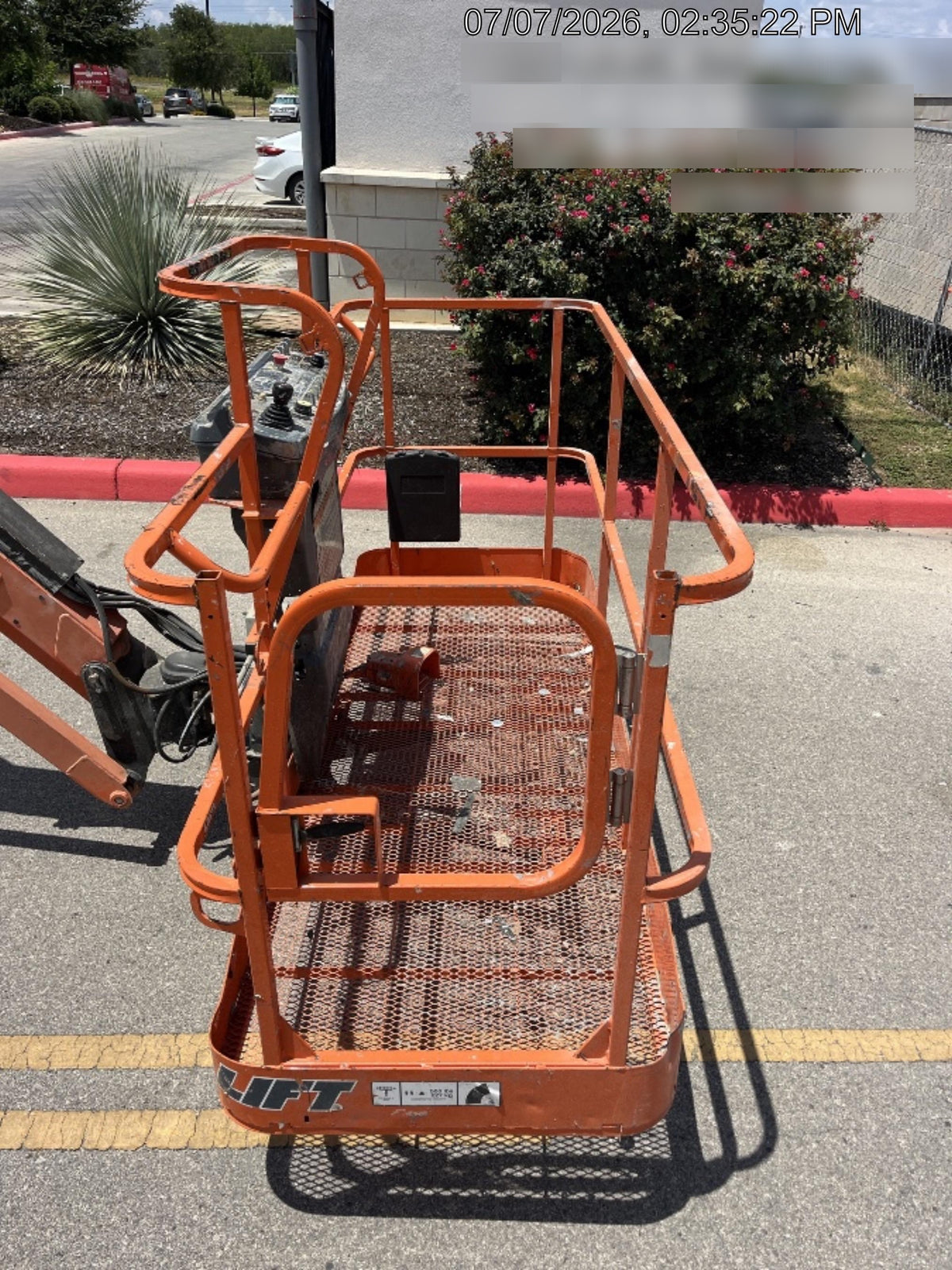 2019 JLG 600AJ