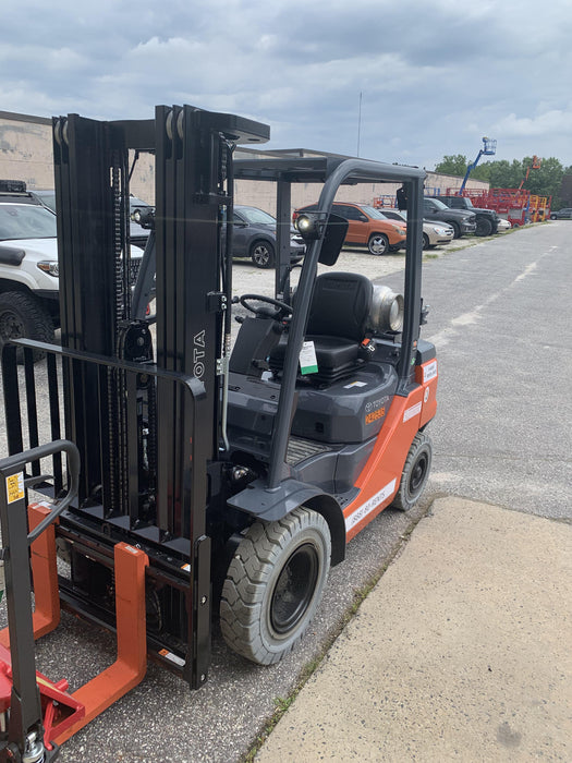 2022 TOYOTA 50-8FGU25