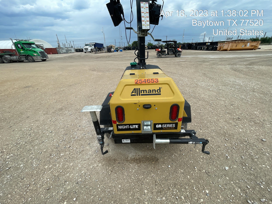 2022 Allmand NLV3GR (4) LED Light Fixture 350W, 23' Vertical Mast, 3kW Prime, Towable, ES Decals, T3