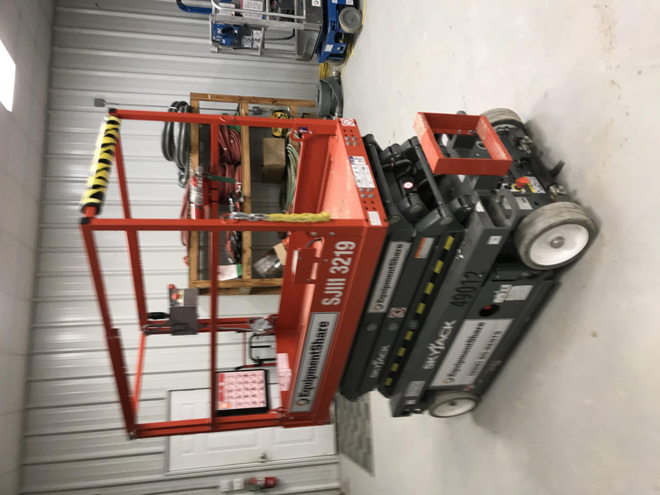 2019 Skyjack SJIII-3219 Standard Options, Trojan Batteries