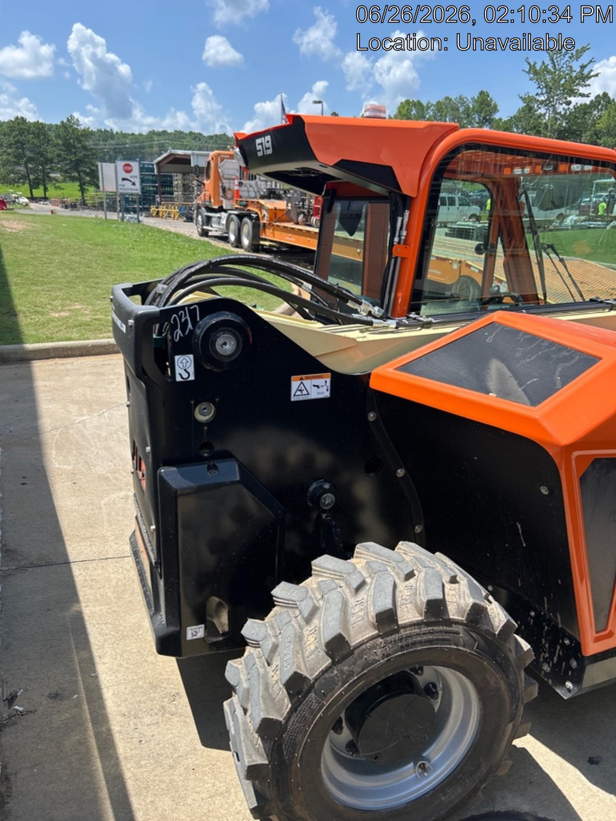 2026 JLG 519