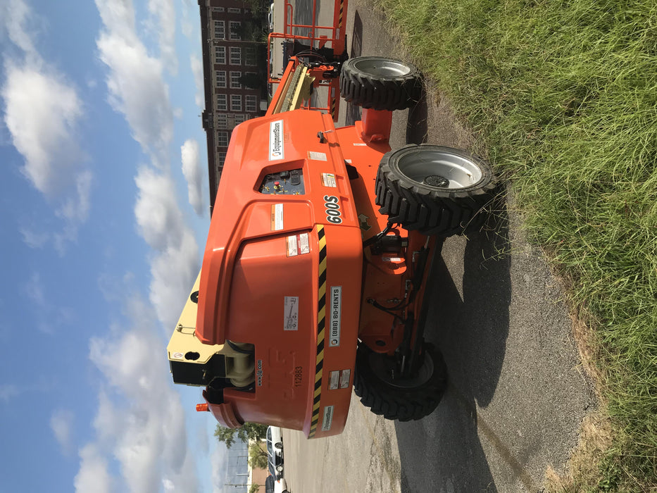 2020 JLG 600S