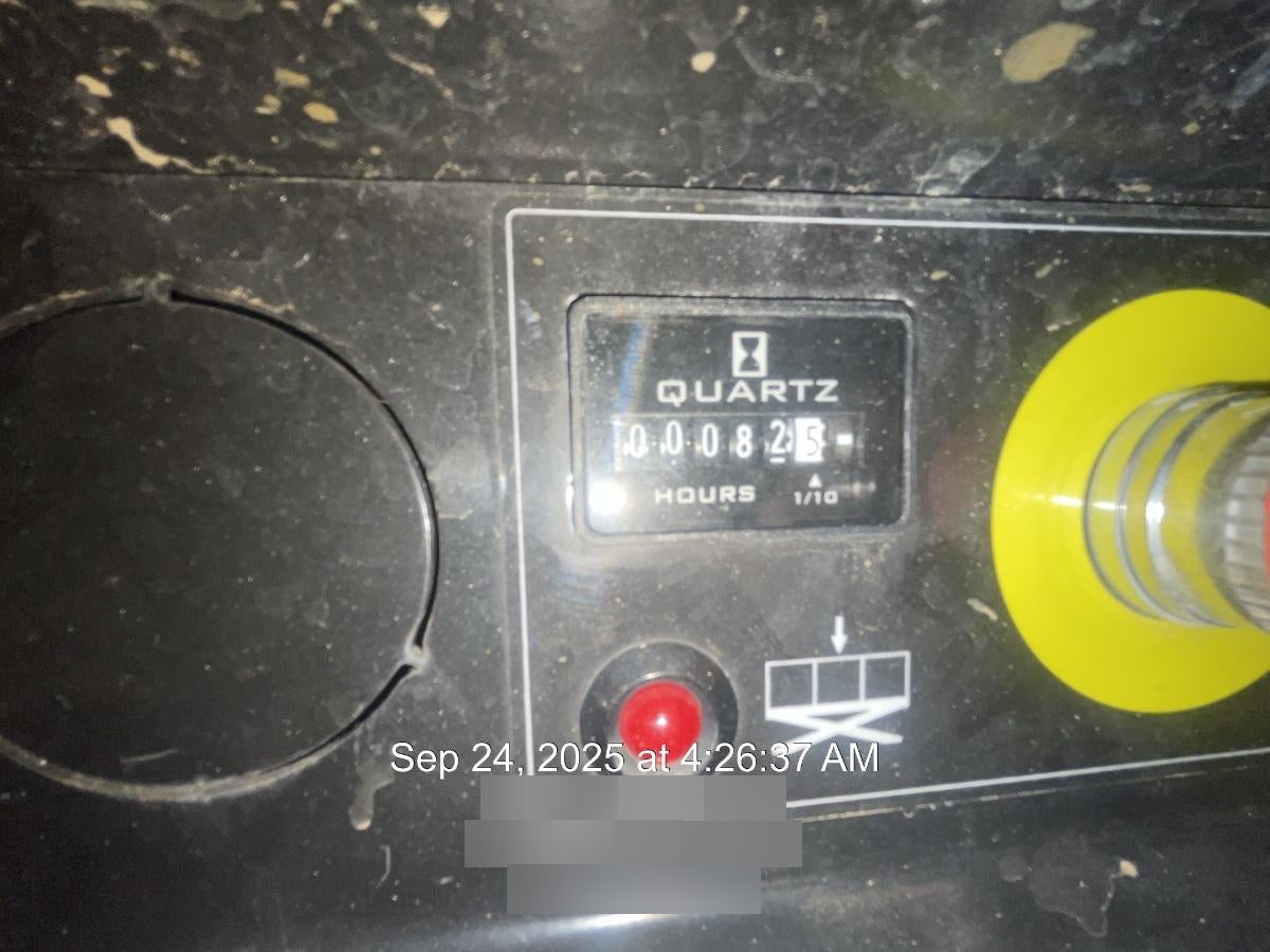 2022 JLG ES2632