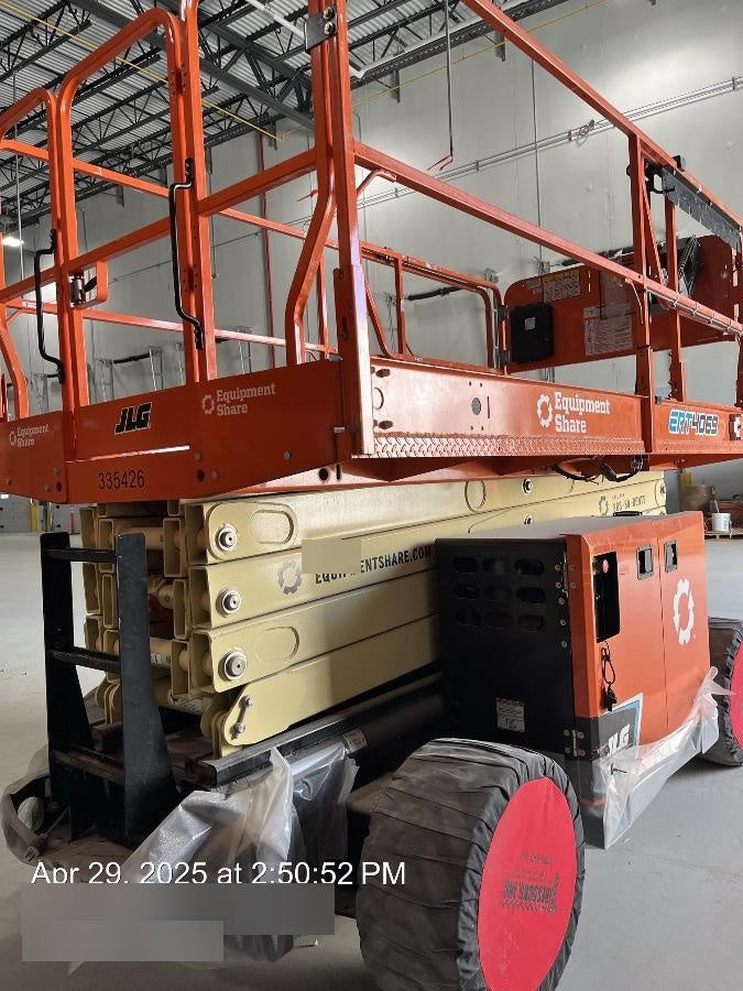2023 JLG ERT4069