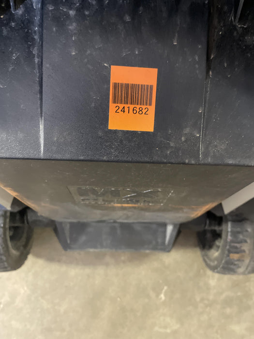 2022 MILWAUKEE MXF041-1XC