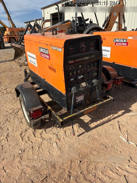 2021 Lincoln Electric Vantage 322 Vantage 322 Ready Pak 3 w/ Decals, ORANGE (includes trailer, cable rack, fender light kit) NO Telematics