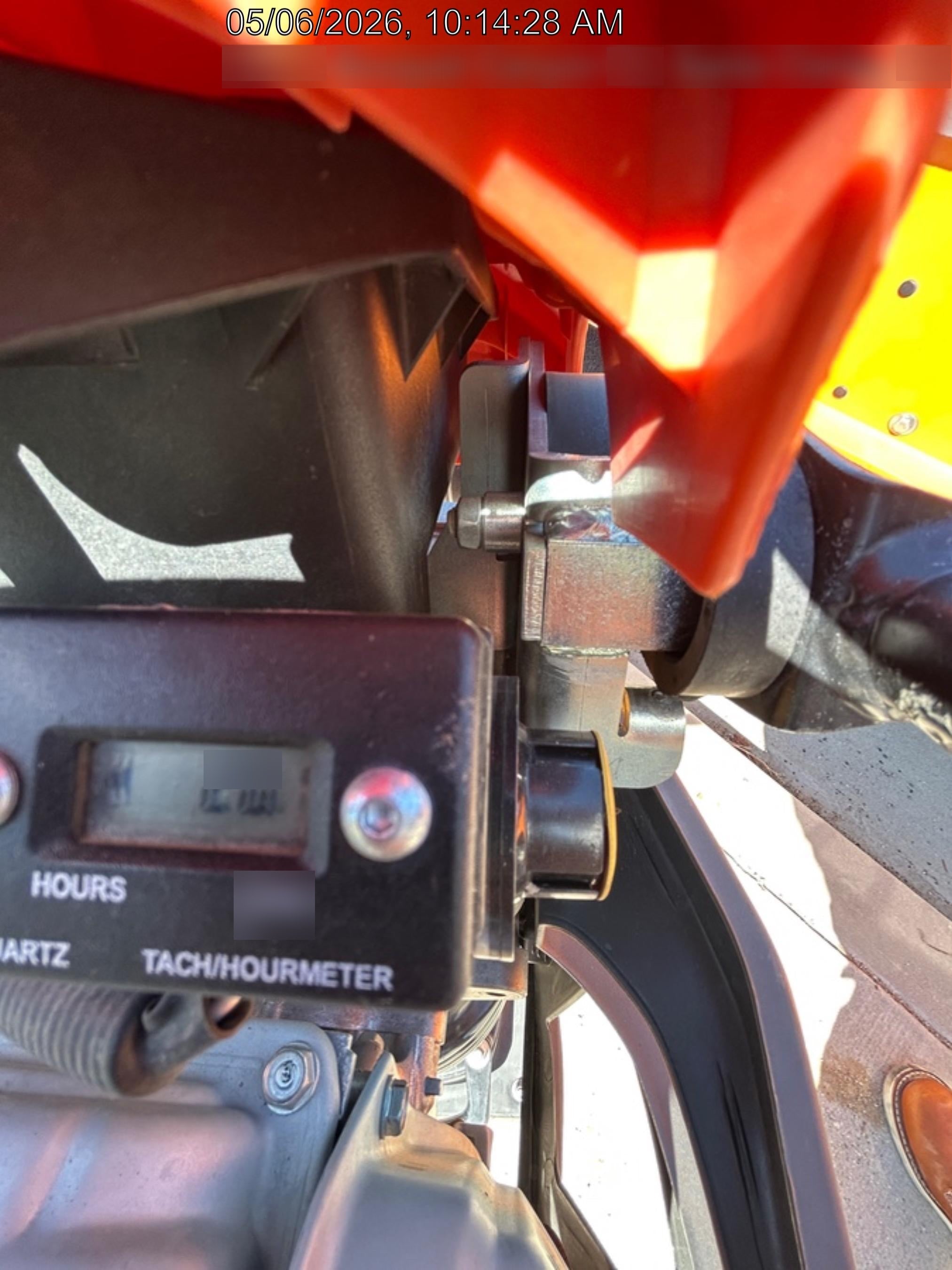 2025 HUSQVARNA LT6005