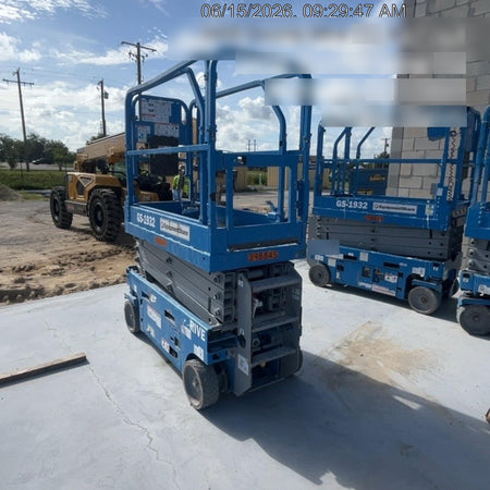 2024 GENIE GS-1932