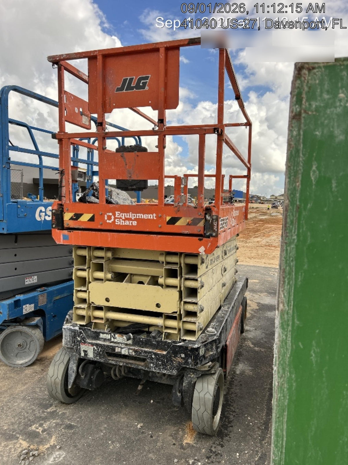 2022 JLG ES3246