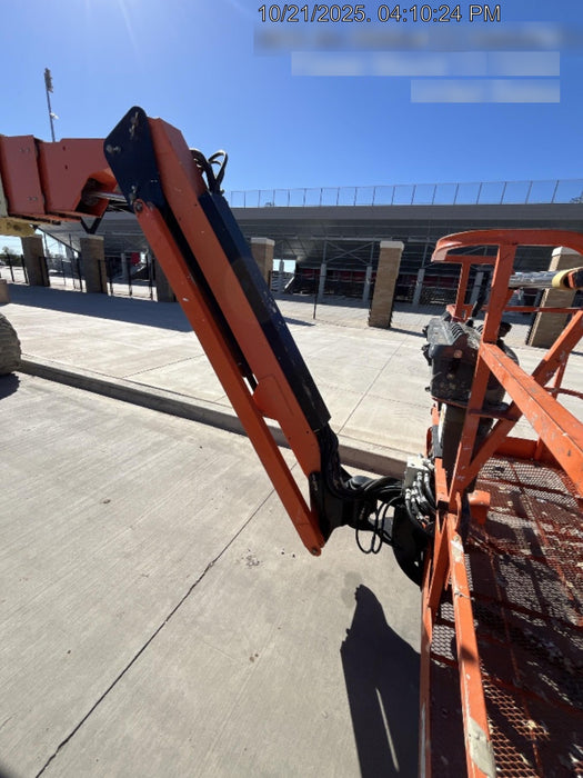2016 JLG 660SJ