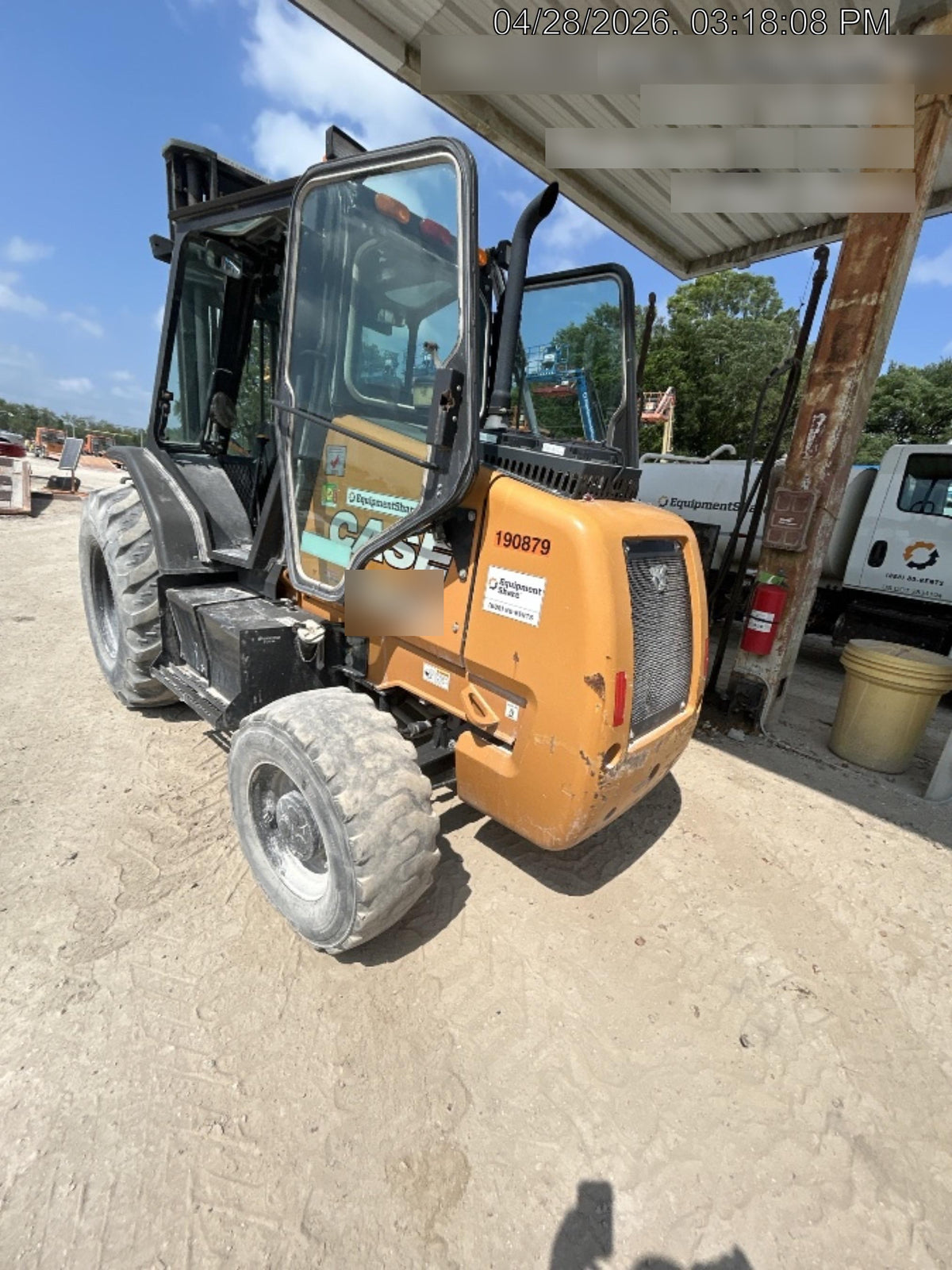 2021 CASE 586H