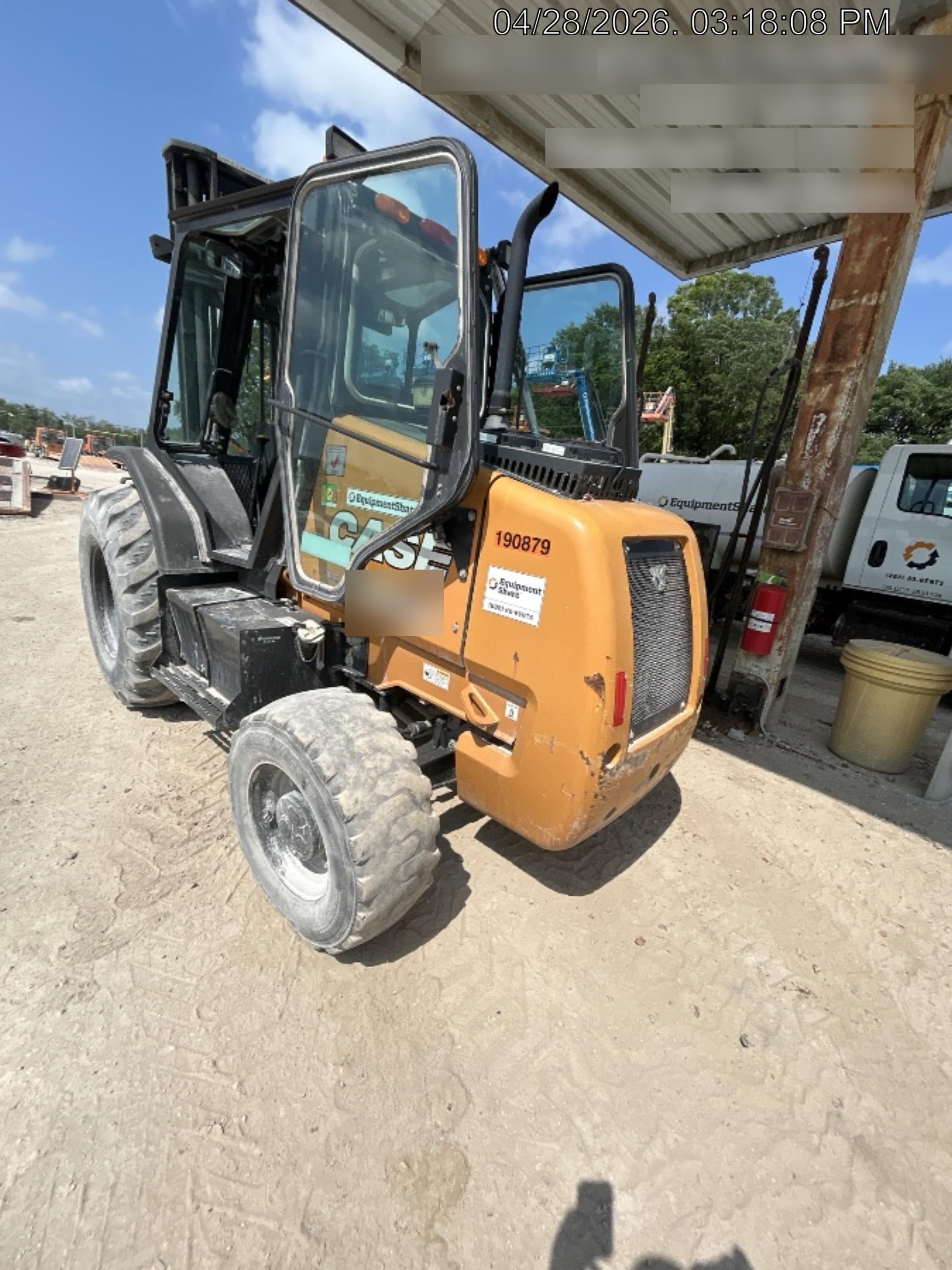 2021 CASE 586H